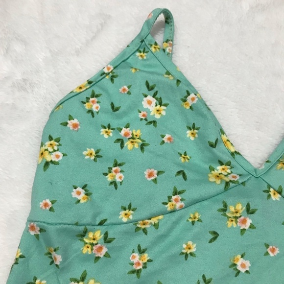 NEW YMI FLORAL TANK TOP LARGE BLUE ROSE ROSES PRINT PATTERN CROP TOP SHIRT NWT - Picture 7 of 8